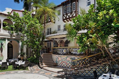 villa di gianni versace a miami|former versace mansion.